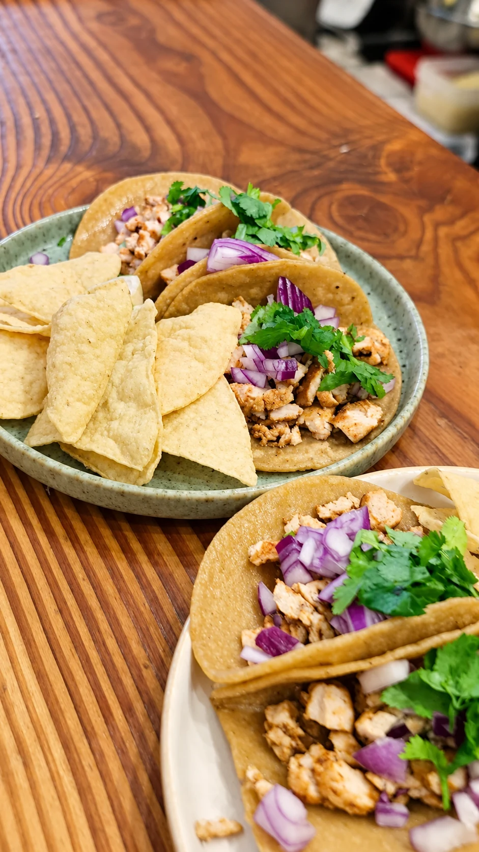 Tacos avec coriandre et oignon